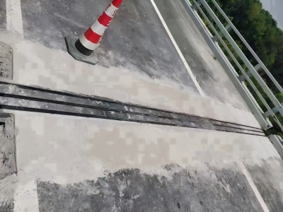 阿拉尔伸缩缝更换后浇筑材料快速结构修补料速砼的产品特点及施工流程​